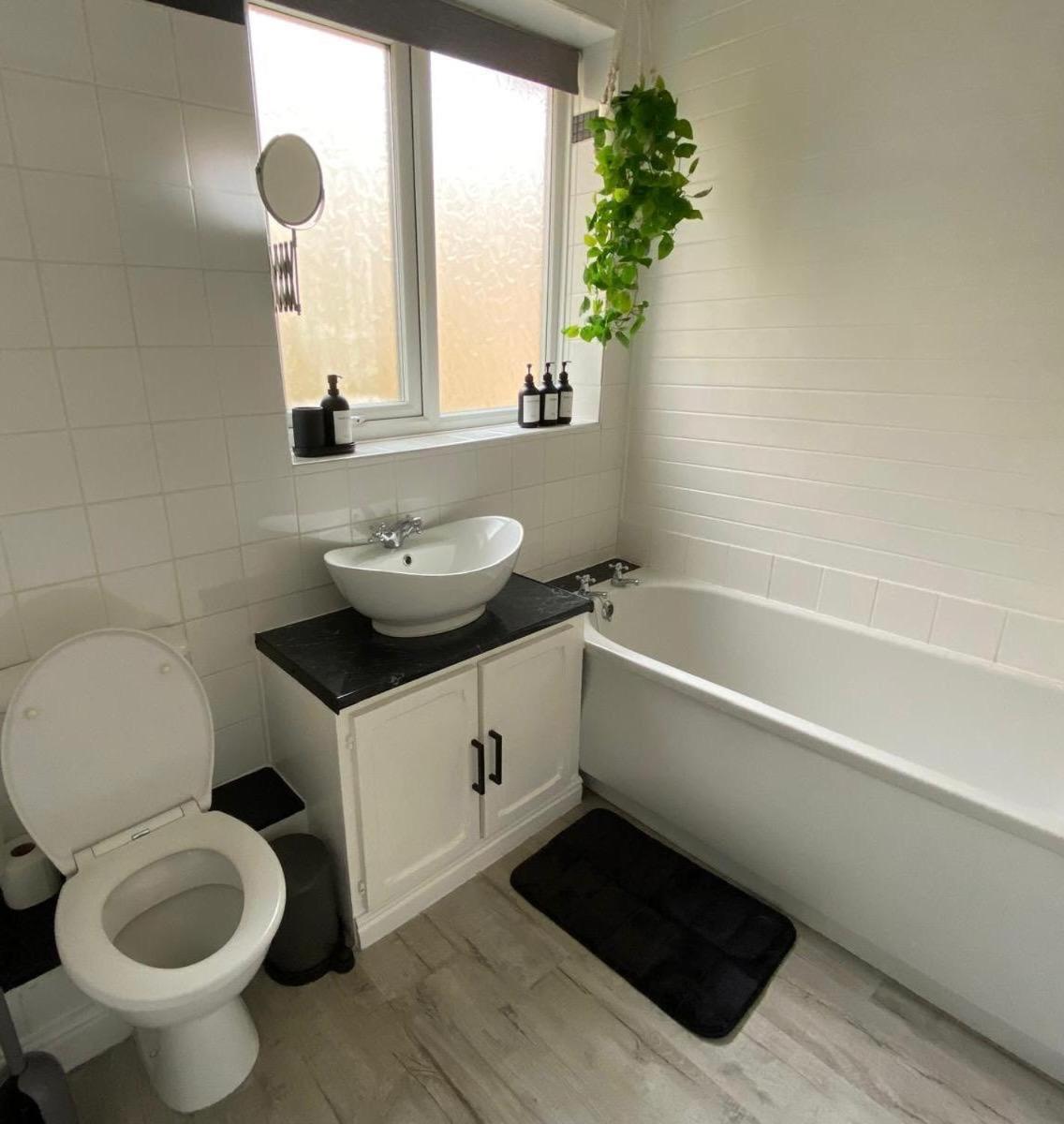 Holiday home Three Bedroom House In