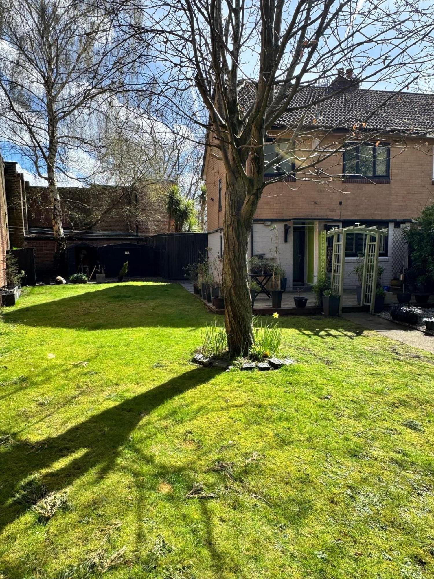 Three Bedroom House In Mánchester